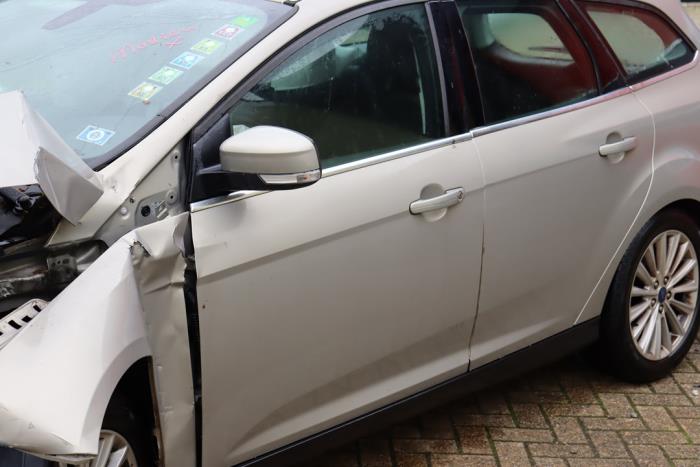 Ford Focus 3 Wagon 1.0 Ti-VCT EcoBoost 12V 125 Sloopvoertuig (2015, Grijs)