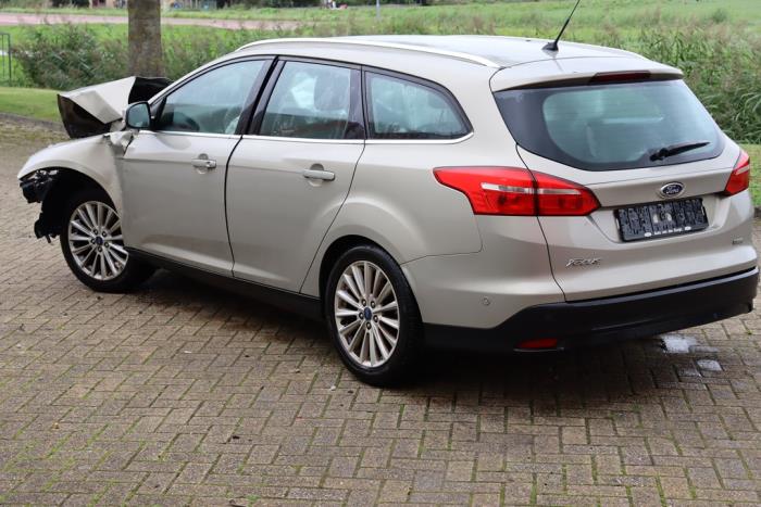 Ford Focus 3 Wagon 1.0 Ti-VCT EcoBoost 12V 125 Sloopvoertuig (2015, Grijs)