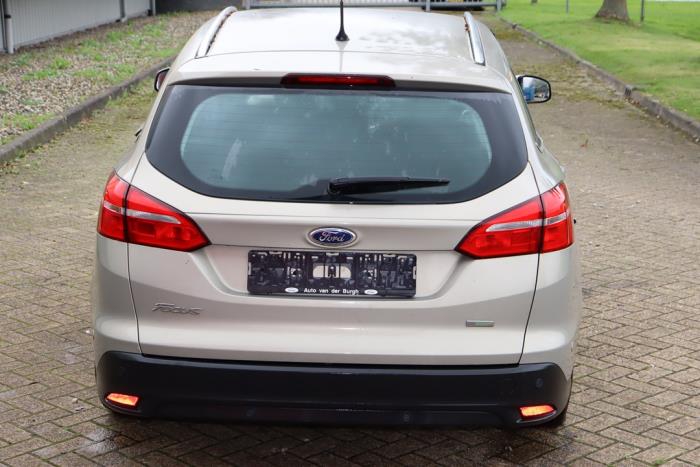 Ford Focus 3 Wagon 1.0 Ti-VCT EcoBoost 12V 125 Sloopvoertuig (2015, Grijs)