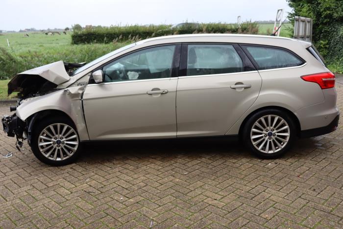 Ford Focus 3 Wagon 1.0 Ti-VCT EcoBoost 12V 125 Sloopvoertuig (2015, Grijs)