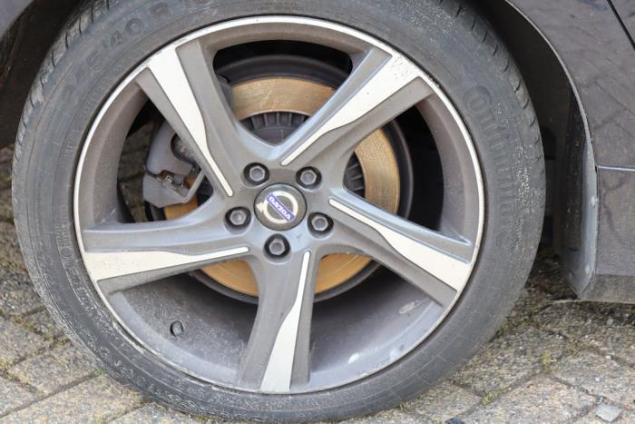 Volvo V60 I 2.4 D6 20V AWD Twin Engine Plug-in Hybrid Sloopvoertuig (2015, Metallic, Blauw)