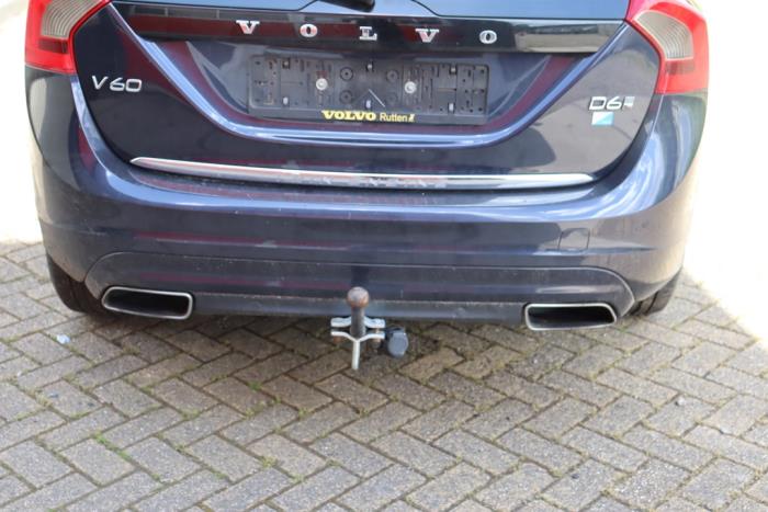 Volvo V60 I 2.4 D6 20V AWD Twin Engine Plug-in Hybrid Sloopvoertuig (2015, Metallic, Blauw)