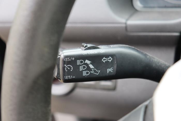 Volkswagen Caddy III 2.0 SDI Sloopvoertuig (2009, Metallic, Zilvergrijs)