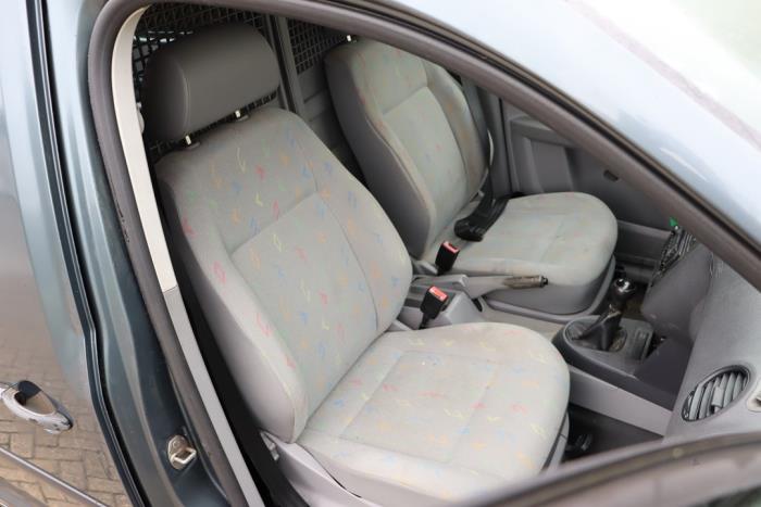 Volkswagen Caddy III 2.0 SDI Sloopvoertuig (2009, Metallic, Zilvergrijs)