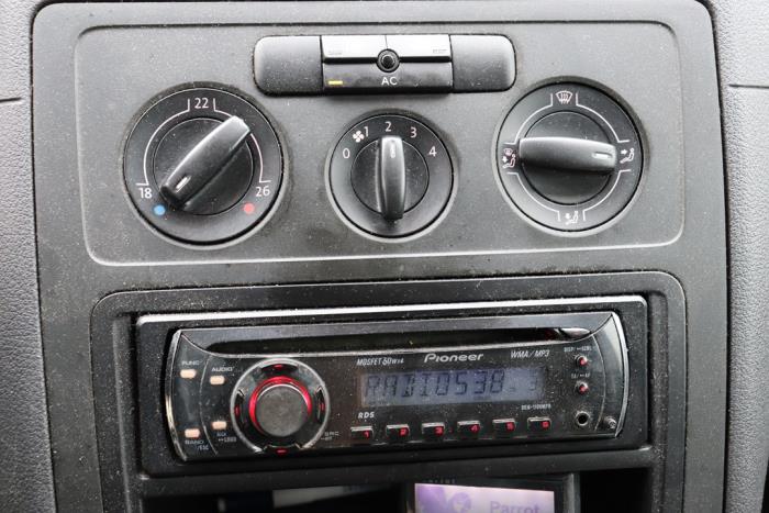 Volkswagen Caddy III 2.0 SDI Sloopvoertuig (2009, Metallic, Zilvergrijs)