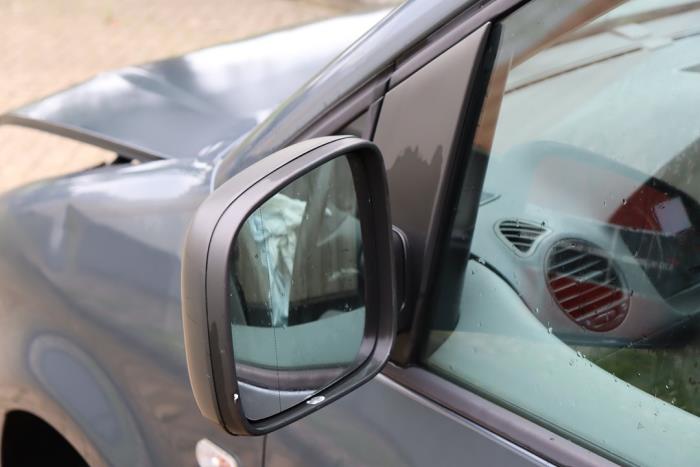 Volkswagen Caddy III 2.0 SDI Sloopvoertuig (2009, Metallic, Zilvergrijs)