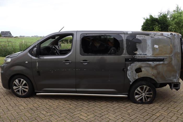 Peugeot Expert 2.0 Blue HDi 180 16V Sloopvoertuig (2018, Grijs)