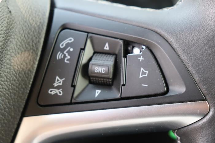 Opel Mokka/Mokka X X 1.4 Turbo 16V 4x2 Sloopvoertuig (2017, Grijs)