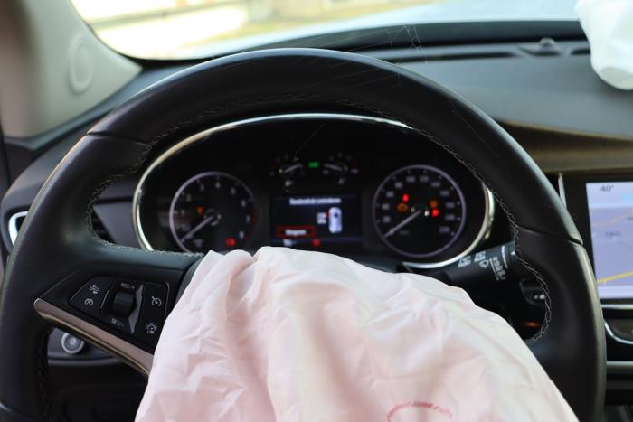 Opel Mokka/Mokka X X 1.4 Turbo 16V 4x2 Sloopvoertuig (2017, Grijs)