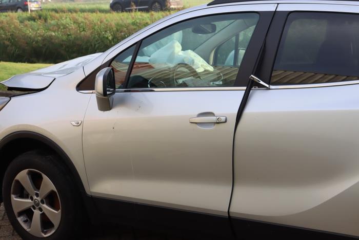 Opel Mokka/Mokka X X 1.4 Turbo 16V 4x2 Sloopvoertuig (2017, Grijs)