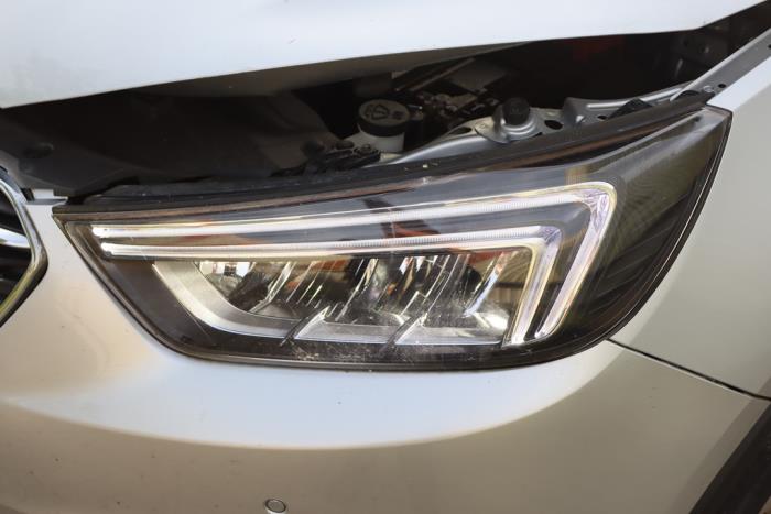 Opel Mokka/Mokka X X 1.4 Turbo 16V 4x2 Sloopvoertuig (2017, Grijs)