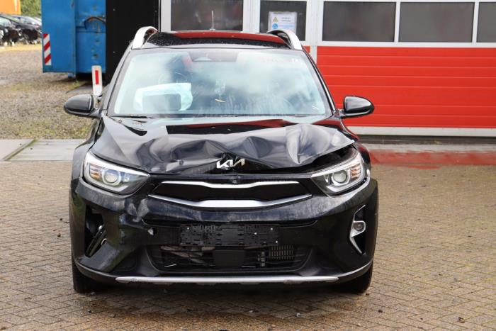 Kia Stonic 1.0i T-GDi 12V Eco-Dynamics+ Sloopvoertuig (2023, Zwart)