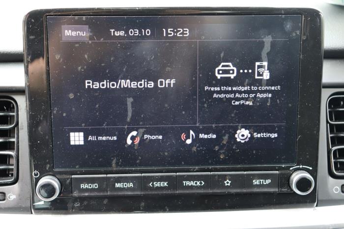 Kia Stonic 1.0i T-GDi 12V Eco-Dynamics+ Sloopvoertuig (2023, Zwart)