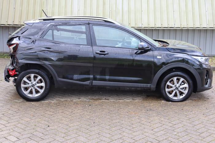 Kia Stonic 1.0i T-GDi 12V Eco-Dynamics+ Sloopvoertuig (2023, Zwart)