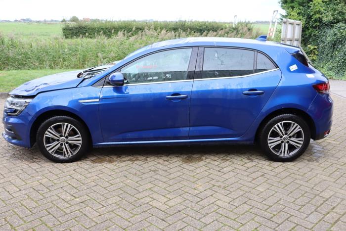 Renault Megane IV 1.3 TCe 140 16V Sloopvoertuig (2022, Blauw)