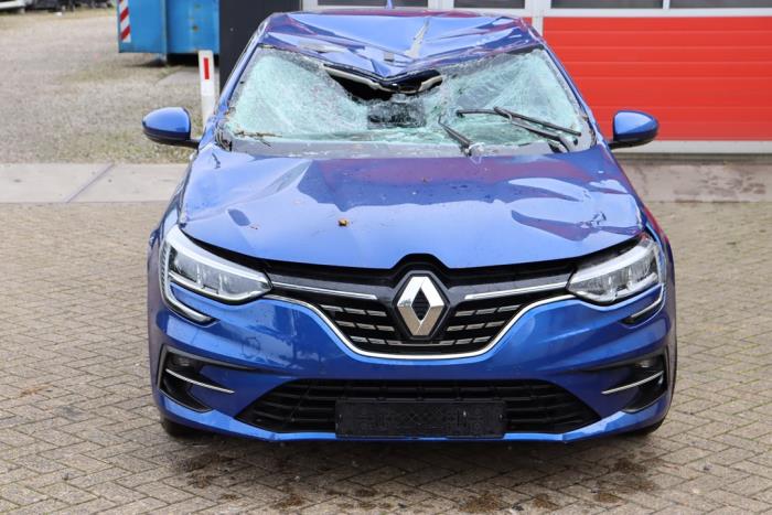Renault Megane IV 1.3 TCe 140 16V Sloopvoertuig (2022, Blauw)