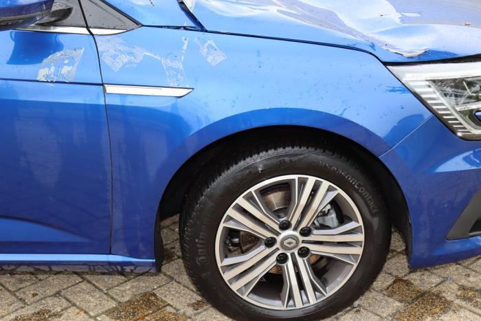 Renault Megane IV 1.3 TCe 140 16V Sloopvoertuig (2022, Blauw)