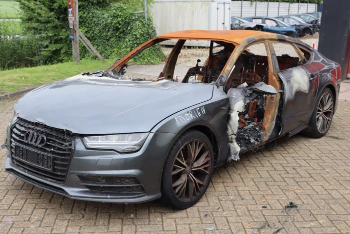 Audi A7 Sportback 1.8 TFSI 16V Sloopvoertuig (2016, Metallic, Zilvergrijs)