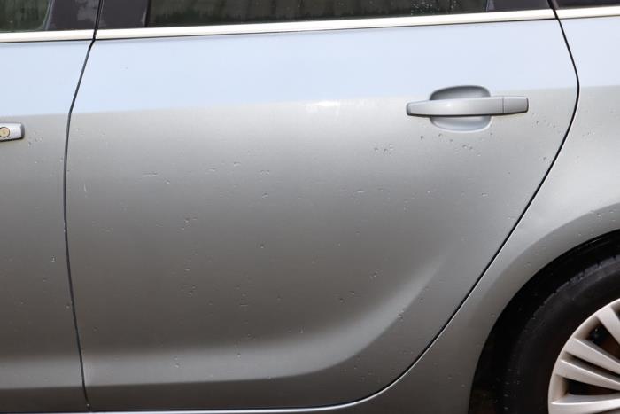 Opel Astra J Sports Tourer 1.7 CDTi 16V Sloopvoertuig (2013, Grijs)