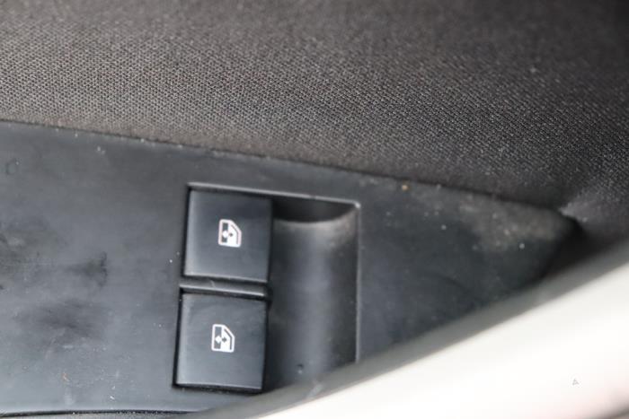 Opel Astra J Sports Tourer 1.7 CDTi 16V Sloopvoertuig (2013, Grijs)