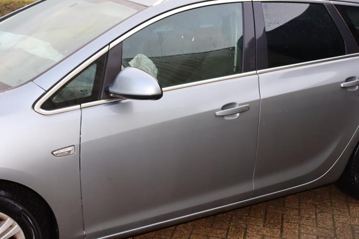 Opel Astra J Sports Tourer 1.7 CDTi 16V Sloopvoertuig (2013, Grijs)