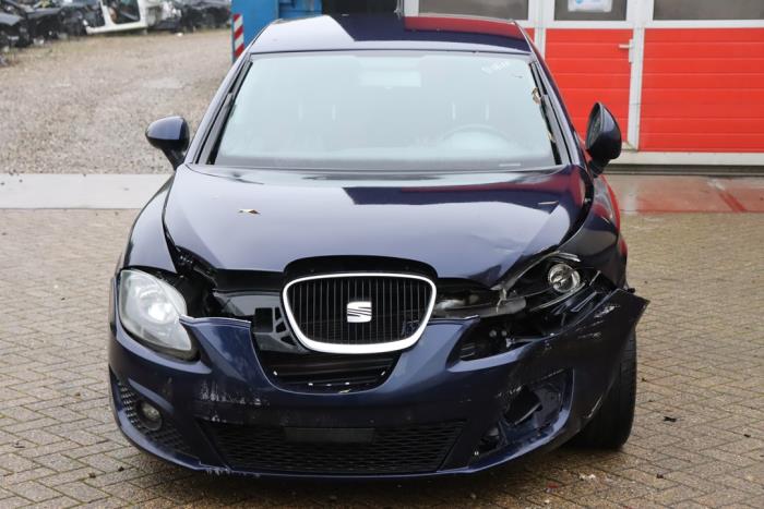 Seat Leon 1.6 TDI 16V 105 Sloopvoertuig (2010, Blauw)