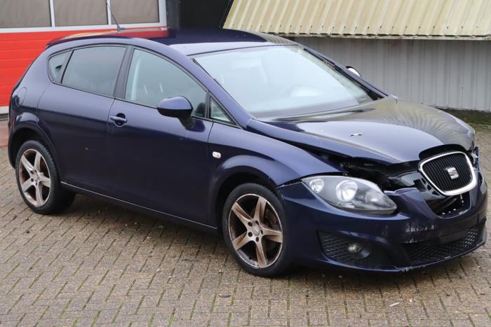 Seat Leon 1.6 TDI 16V 105 Sloopvoertuig (2010, Blauw)