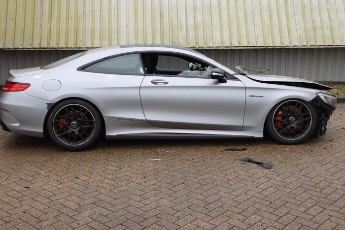 Mercedes S AMG 5.5 S-63 AMG V8 32V Biturbo 4-Matic Sloopvoertuig (2016, Grijs)