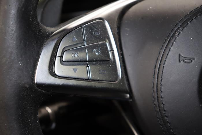 Mercedes S AMG 5.5 S-63 AMG V8 32V Biturbo 4-Matic Sloopvoertuig (2016, Grijs)