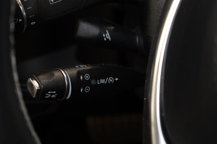 Mercedes S AMG 5.5 S-63 AMG V8 32V Biturbo 4-Matic Sloopvoertuig (2016, Grijs)