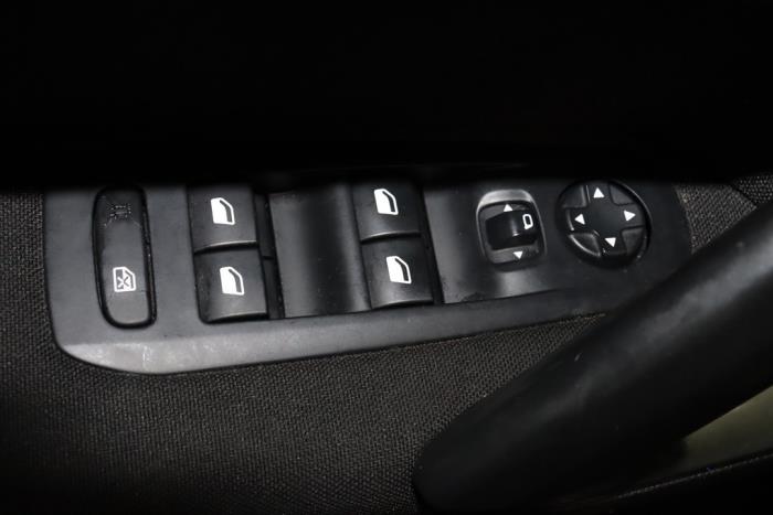 Peugeot 308 1.6 16V THP Sloopvoertuig (2014, Grijs)