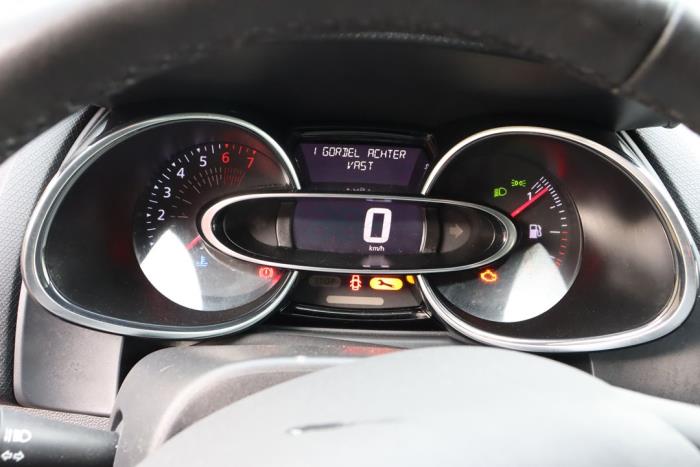 Renault Clio IV Estate/Grandtour 0.9 Energy TCE 90 12V Sloopvoertuig (2017, Rood)