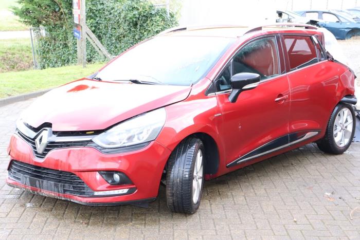Renault Clio IV Estate/Grandtour 0.9 Energy TCE 90 12V Sloopvoertuig (2017, Rood)