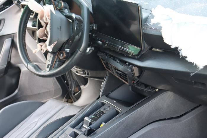 Cupra Formentor 2.5 VZ5 16V 4Drive Sloopvoertuig (2022, Metallic, Zwart)