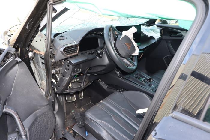 Cupra Formentor 2.5 VZ5 16V 4Drive Sloopvoertuig (2022, Metallic, Zwart)