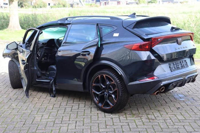 Cupra Formentor 2.5 VZ5 16V 4Drive Sloopvoertuig (2022, Metallic, Zwart)