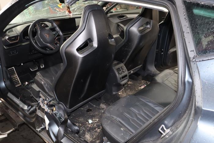 Cupra Formentor 2.5 VZ5 16V 4Drive Sloopvoertuig (2022, Grijs)