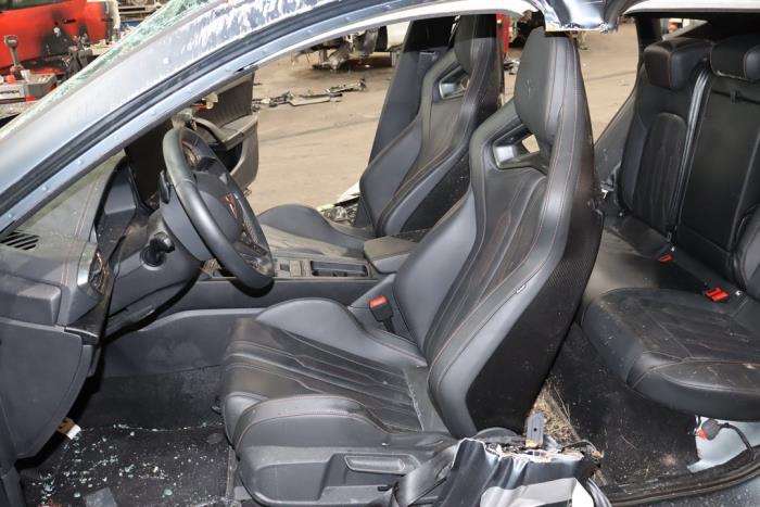 Cupra Formentor 2.5 VZ5 16V 4Drive Sloopvoertuig (2022, Grijs)