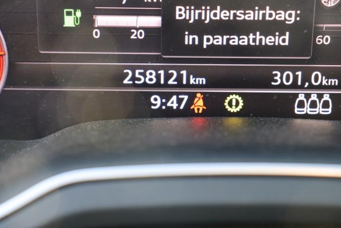 Audi Q7 3.0 TDI V6 24V e-tron plug-in hybrid Sloopvoertuig (2016, Metallic, Zilvergrijs)