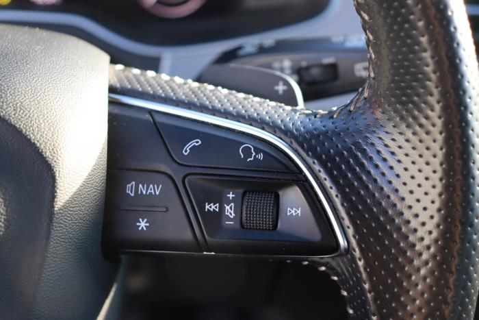 Audi Q7 3.0 TDI V6 24V e-tron plug-in hybrid Sloopvoertuig (2016, Metallic, Zilvergrijs)