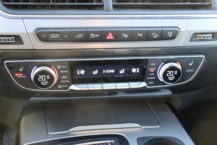 Audi Q7 3.0 TDI V6 24V e-tron plug-in hybrid Sloopvoertuig (2016, Metallic, Zilvergrijs)