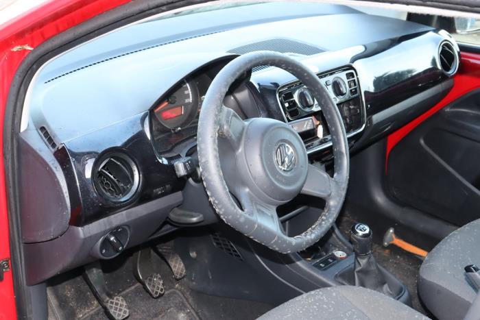 Volkswagen Up! 1.0 12V 60 Sloopvoertuig (2015, Rood)