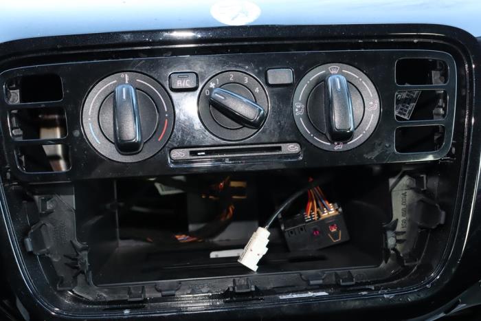 Volkswagen Up! 1.0 12V 60 Sloopvoertuig (2015, Rood)