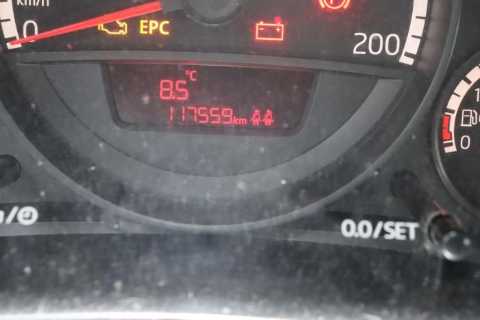 Volkswagen Up! 1.0 12V 60 Sloopvoertuig (2015, Rood)