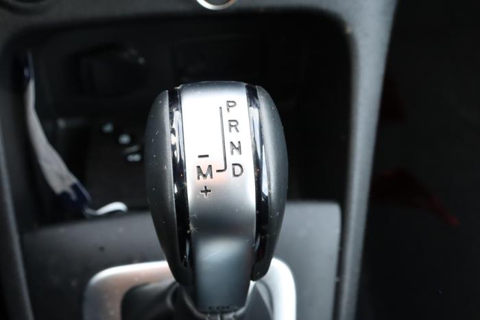 Renault Captur I 1.3 TCE 150 16V Sloopvoertuig (2019, Oranje)