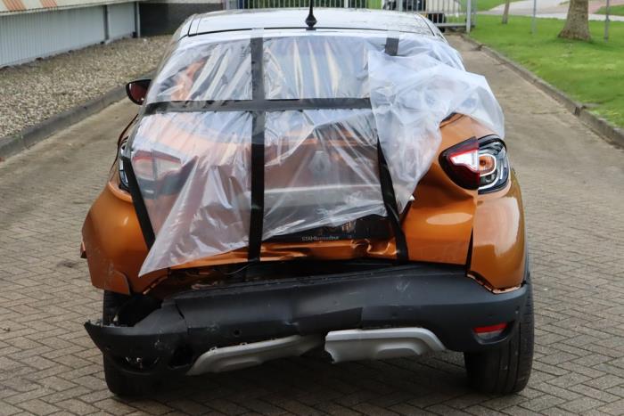 Renault Captur I 1.3 TCE 150 16V Sloopvoertuig (2019, Oranje)