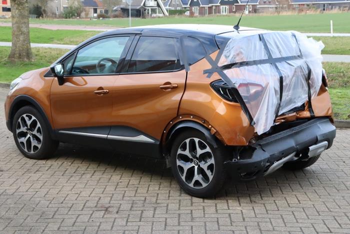 Renault Captur I 1.3 TCE 150 16V Sloopvoertuig (2019, Oranje)