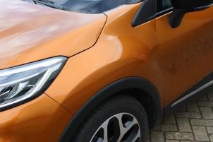 Renault Captur I 1.3 TCE 150 16V Sloopvoertuig (2019, Oranje)