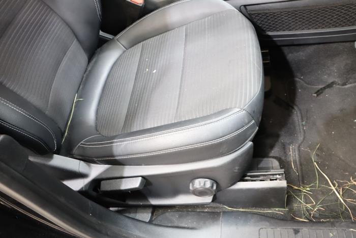 Ford Kuga III 2.5 PHEV 16V Sloopvoertuig (2022, Zwart)