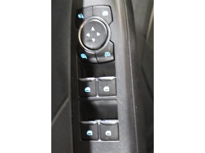 Ford Kuga III 2.5 PHEV 16V Sloopvoertuig (2022, Zwart)